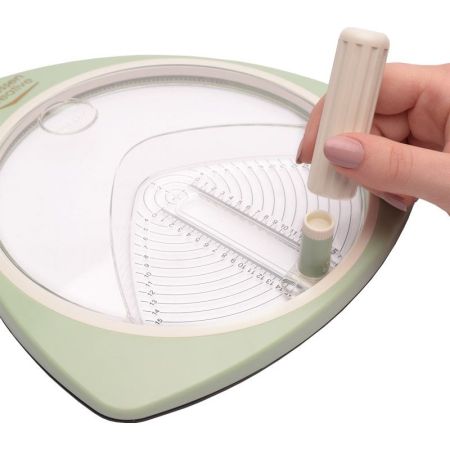 Vaessen Creative • Circle Cutter ⌀6" incl. 3 Spare Blades mint
