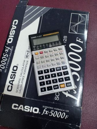 Винтидж нов инженерен калкулатор CASIO scientific formula fx-5000F