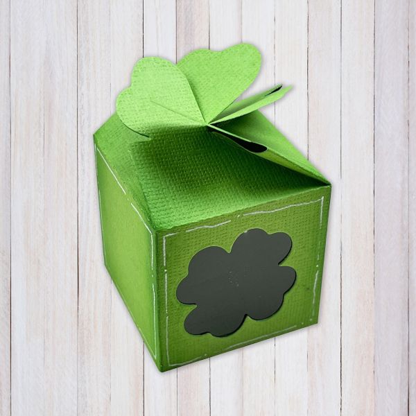 Nellie's Choice • Wrapping Die Box Clover