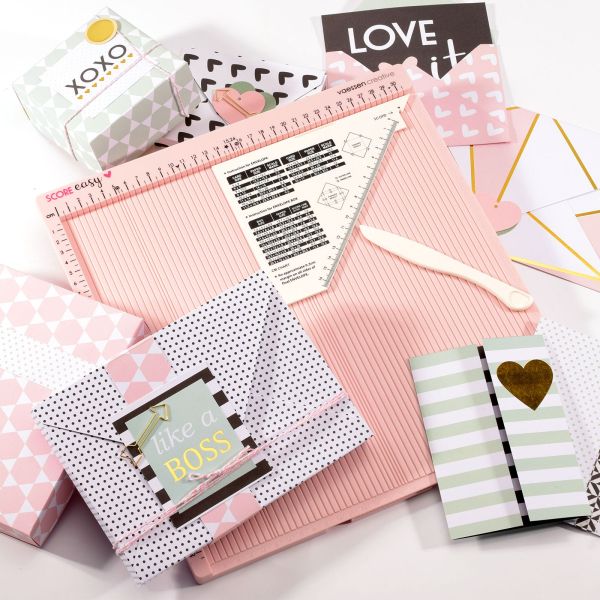 Крафт борд за биговане / изработка на пликове,кутии  SCORING BOARD MINT (30,5x30,5 cm) 