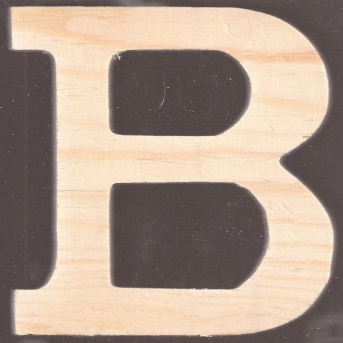 LETTER B  11cm - Обемнa дървенa буква 