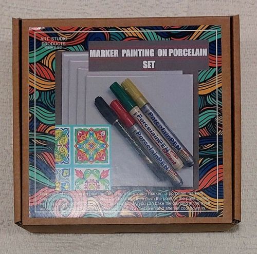 Комплект ART STUDIO  за рисуване върху порцелан с маркери 