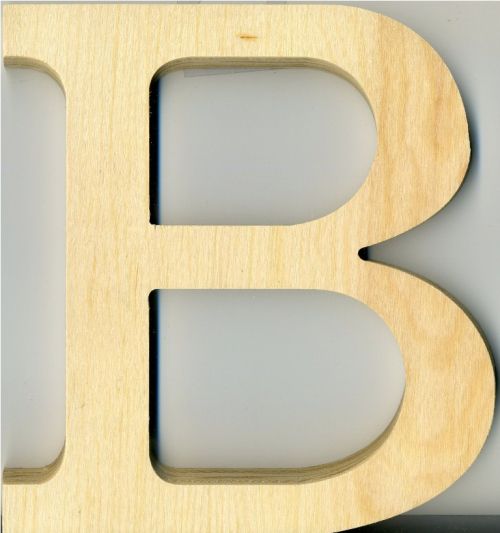LETTER B 19cm - Обемнa дървенa буква 